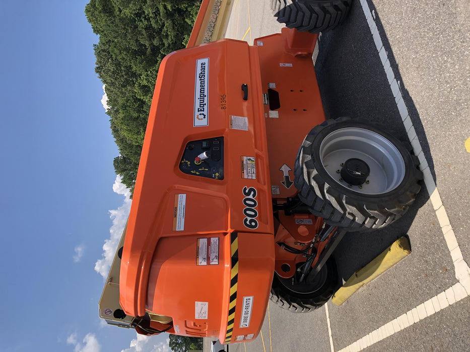 2020 JLG 600S