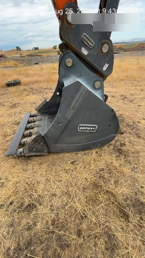 2020 DOOSAN 48" Excavator Bucket