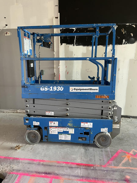 2020 Genie GS-1930 Solid Non Marking Tires, Beacon, Folding rails with half height swing gate
