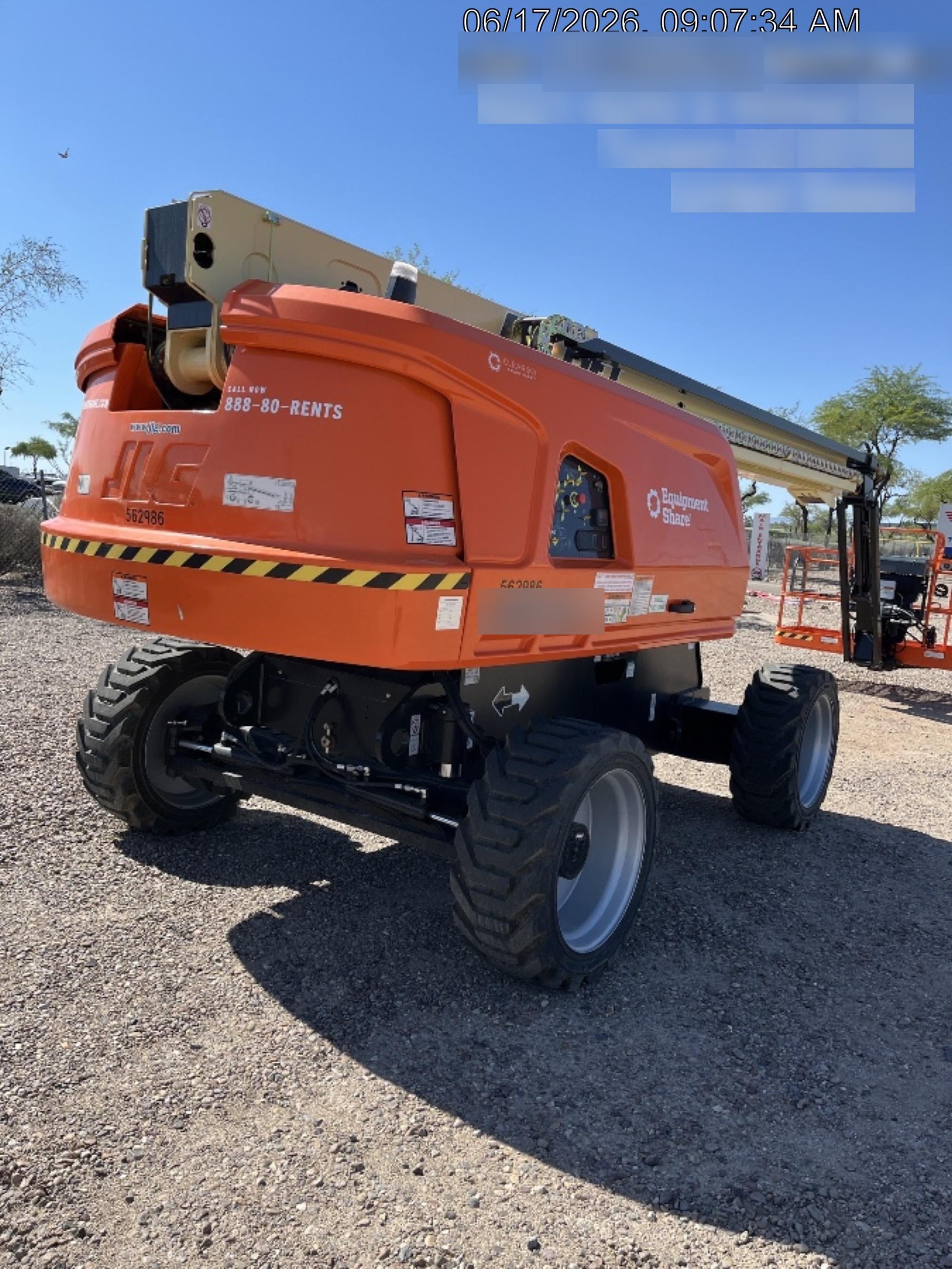 2025 JLG 660SJ