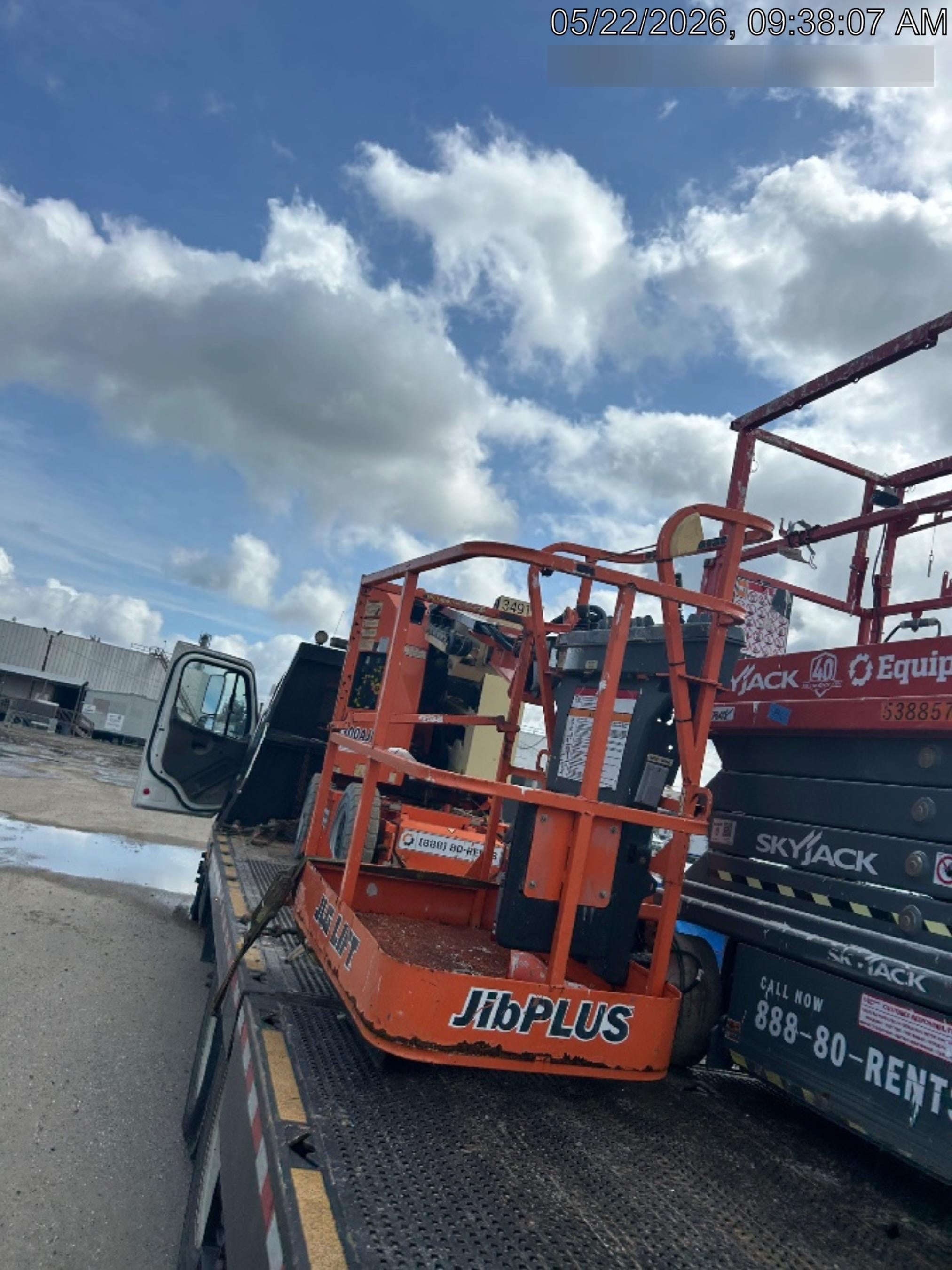 2019 JLG E300AJP
