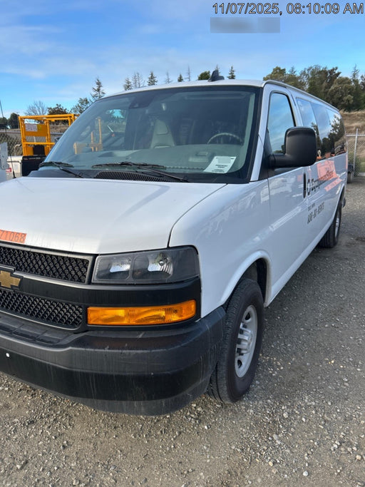 2025 CHEVROLET Express Van - Rental