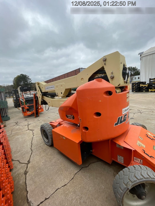 2019 JLG E400AJPN