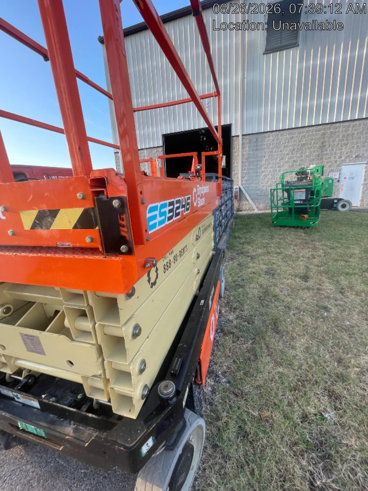 2022 JLG ES3246