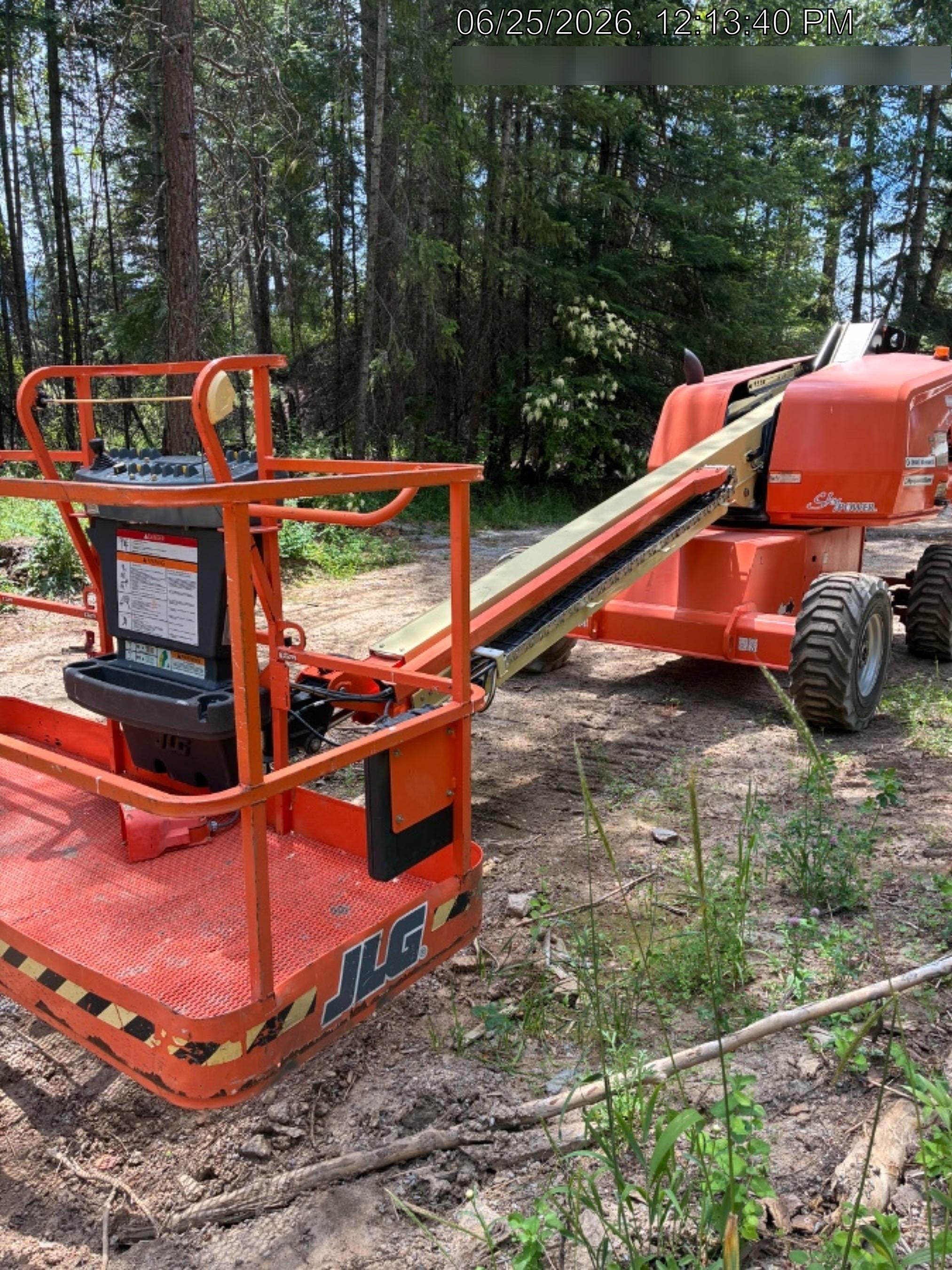 2021 JLG 400S