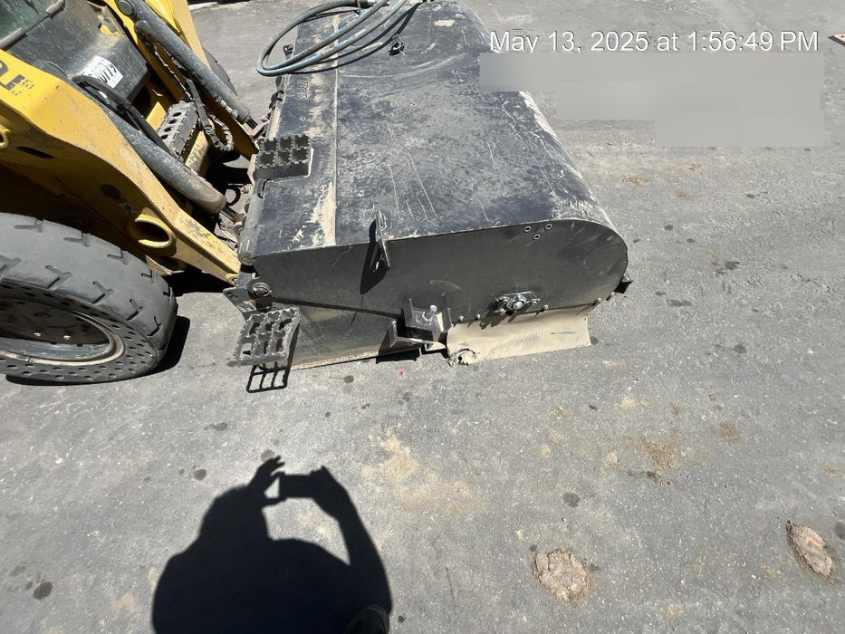 2021 PALADIN Sweepster SB72