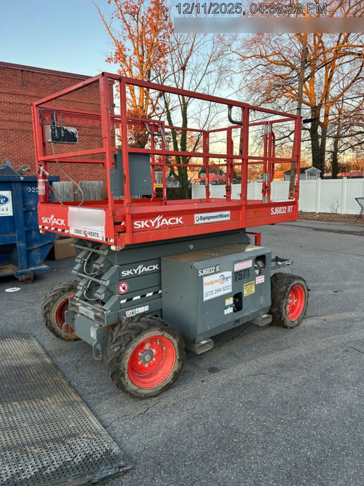 2018 SKYJACK SJ6832 RT