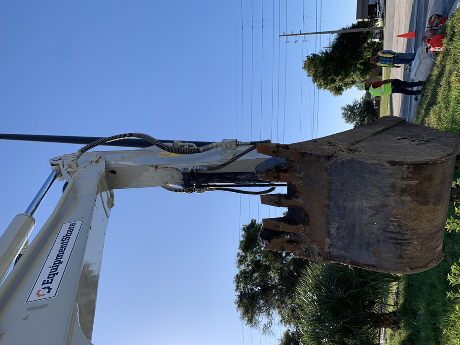 2020 TAKEUCHI TB250-2