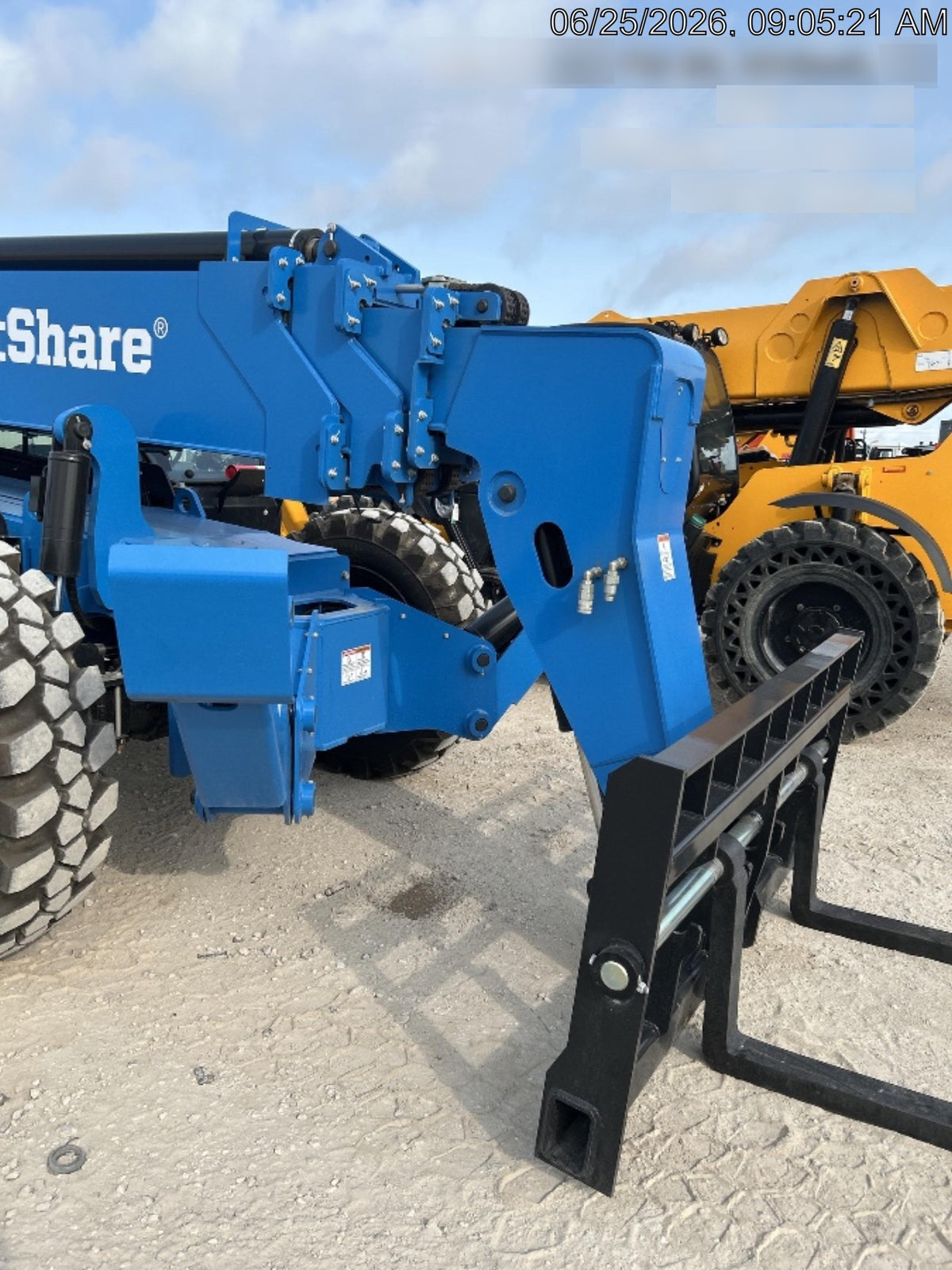 2026 GENIE GTH-1056