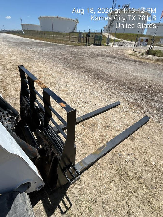 2025 ARROW MATERIAL HANDLING F5100CB - 72"