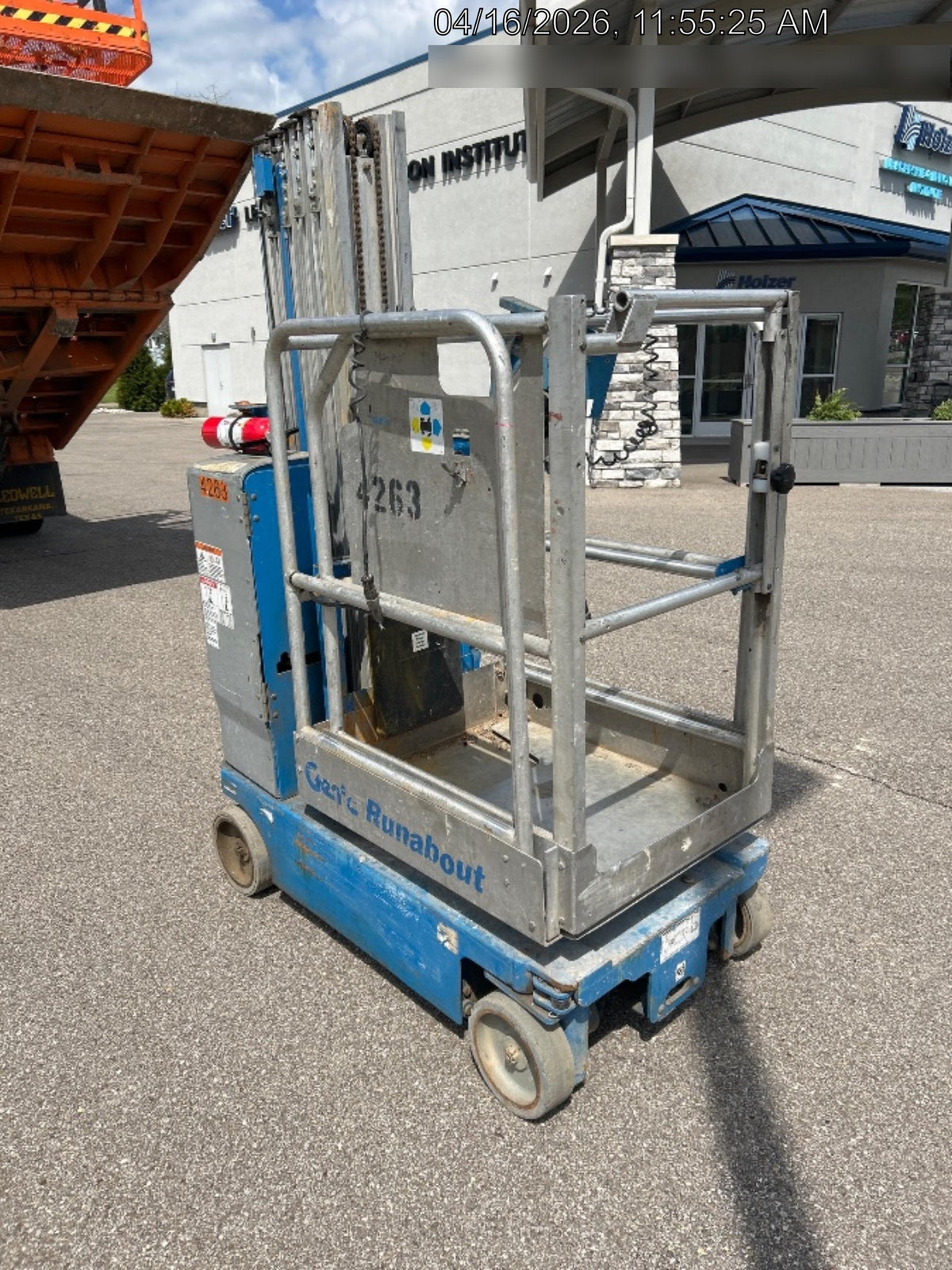 2017 GENIE GR-20