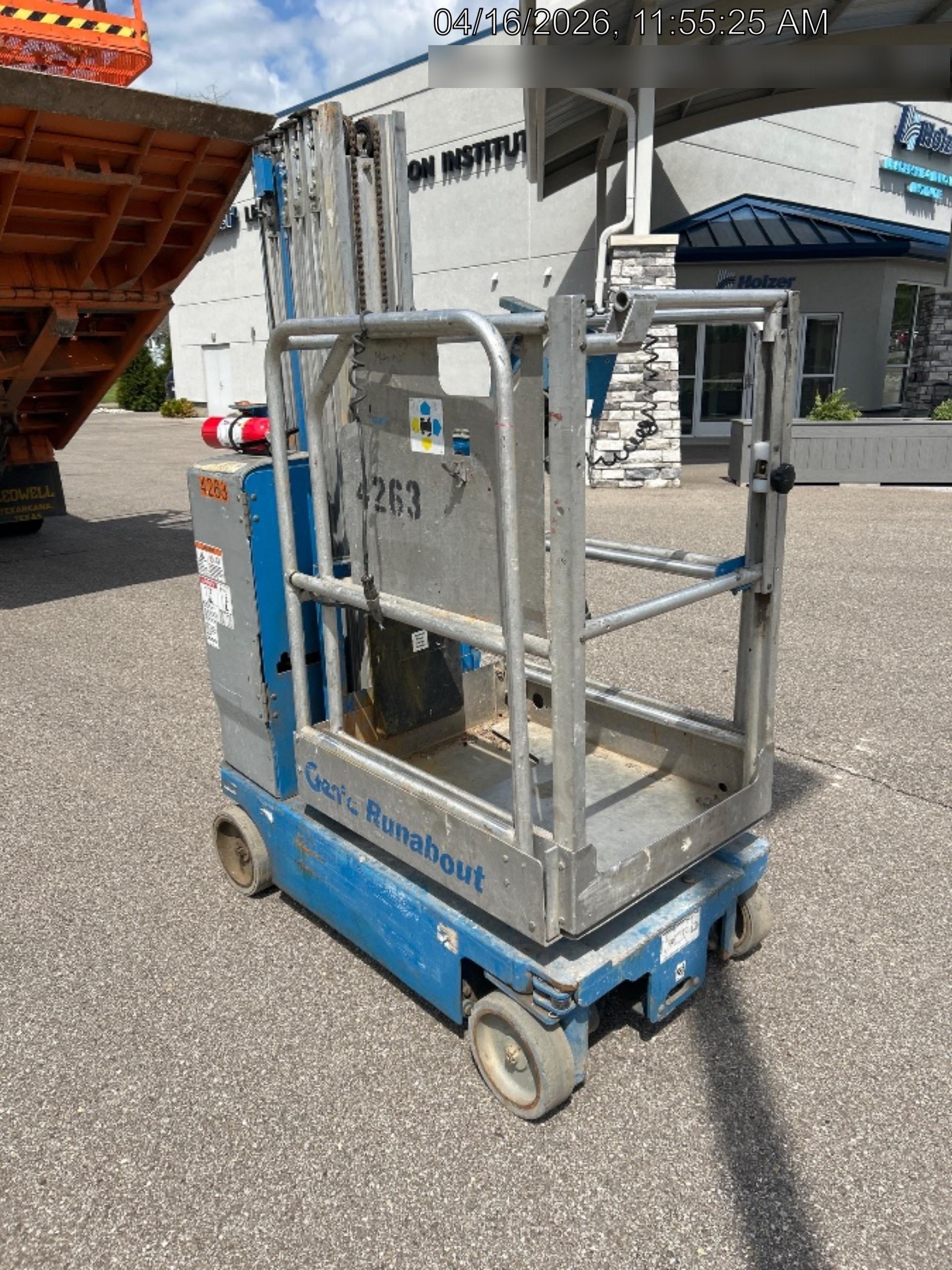 2017 GENIE GR-20