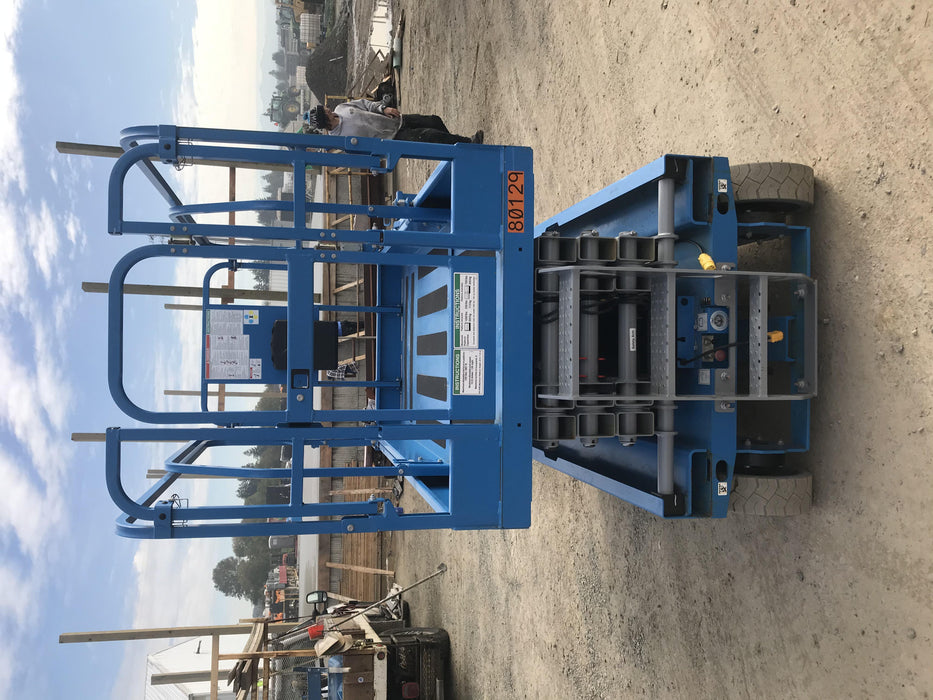 2019 Genie GS-2646 folding rails with full height swing gate, 800W Inverter