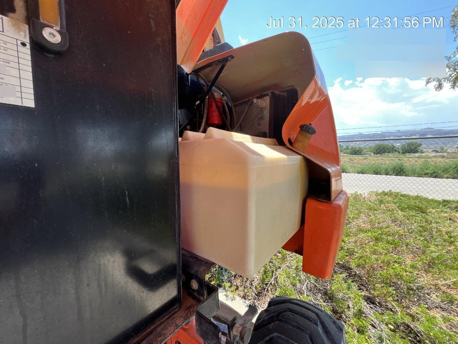 2019 JLG 460SJ Pneumatic Tires