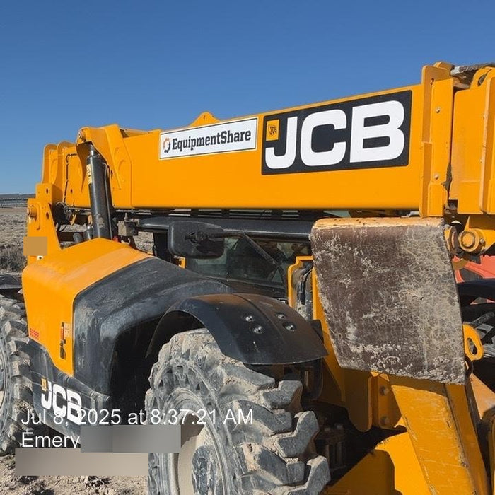 2019 JCB 512-56 Enclosed Cab, 109 HP, Solid Tires, Worklights, Beacon, Aux Hydraulics, Lifting Eye w/66" Carriage/60" Forks