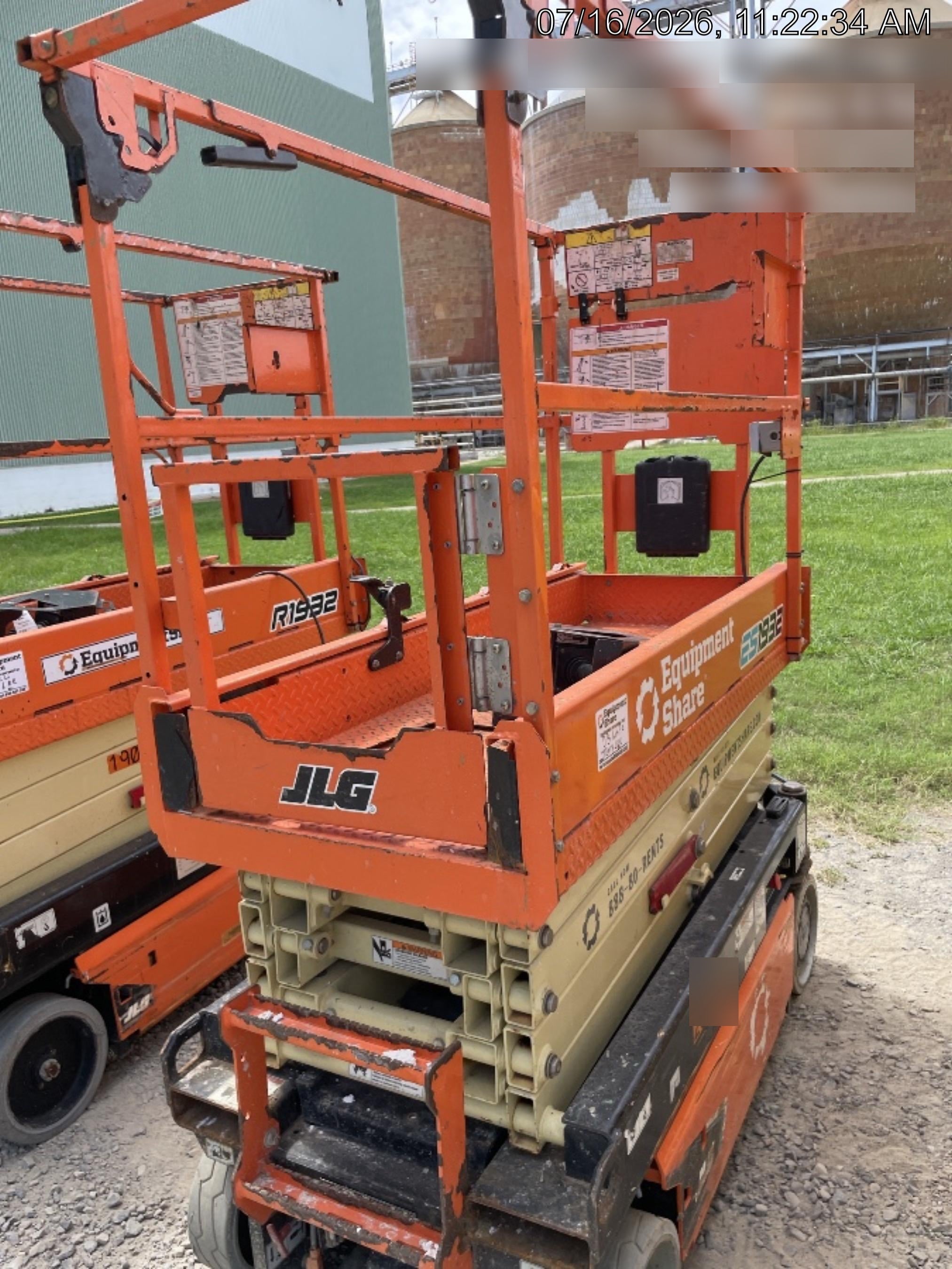 2022 JLG ES1932