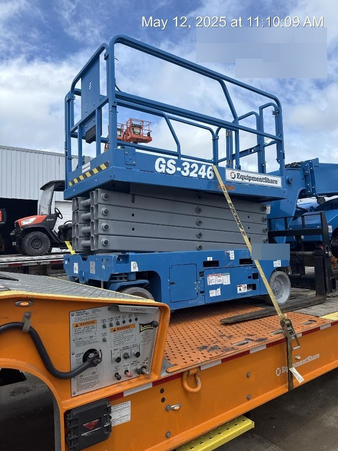 2022 GENIE GS-3246