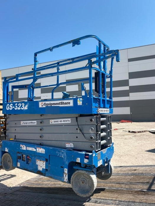 2019 Genie GS-3232 Standard Options