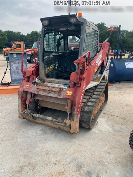 2019 Takeuchi TL10V2-CR Cab/Heat/AC, Rubber Tracks, Backup Alarm, Front & rear working Lights, Auxiliary Hydraulics, 2 Speed Travel, Engine Monitoring System, Hydraulic universal quick hitch w/76" HD smooth dirt bucket with bolt-on edge, 20.3 cubic feet capacity, 48" Pallet forks and frame