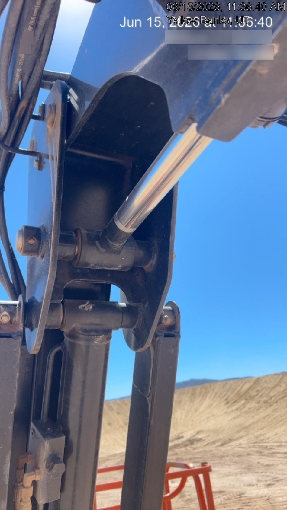 2023 JLG 460SJ