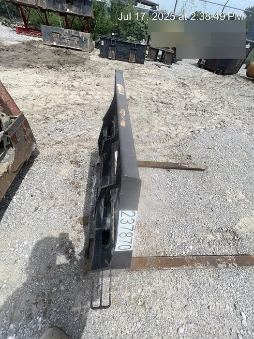 2022 PALADIN 48" Pallet Forks - Paladin