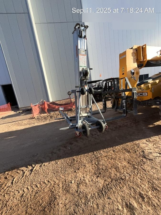 2020 GENIE SLC-24