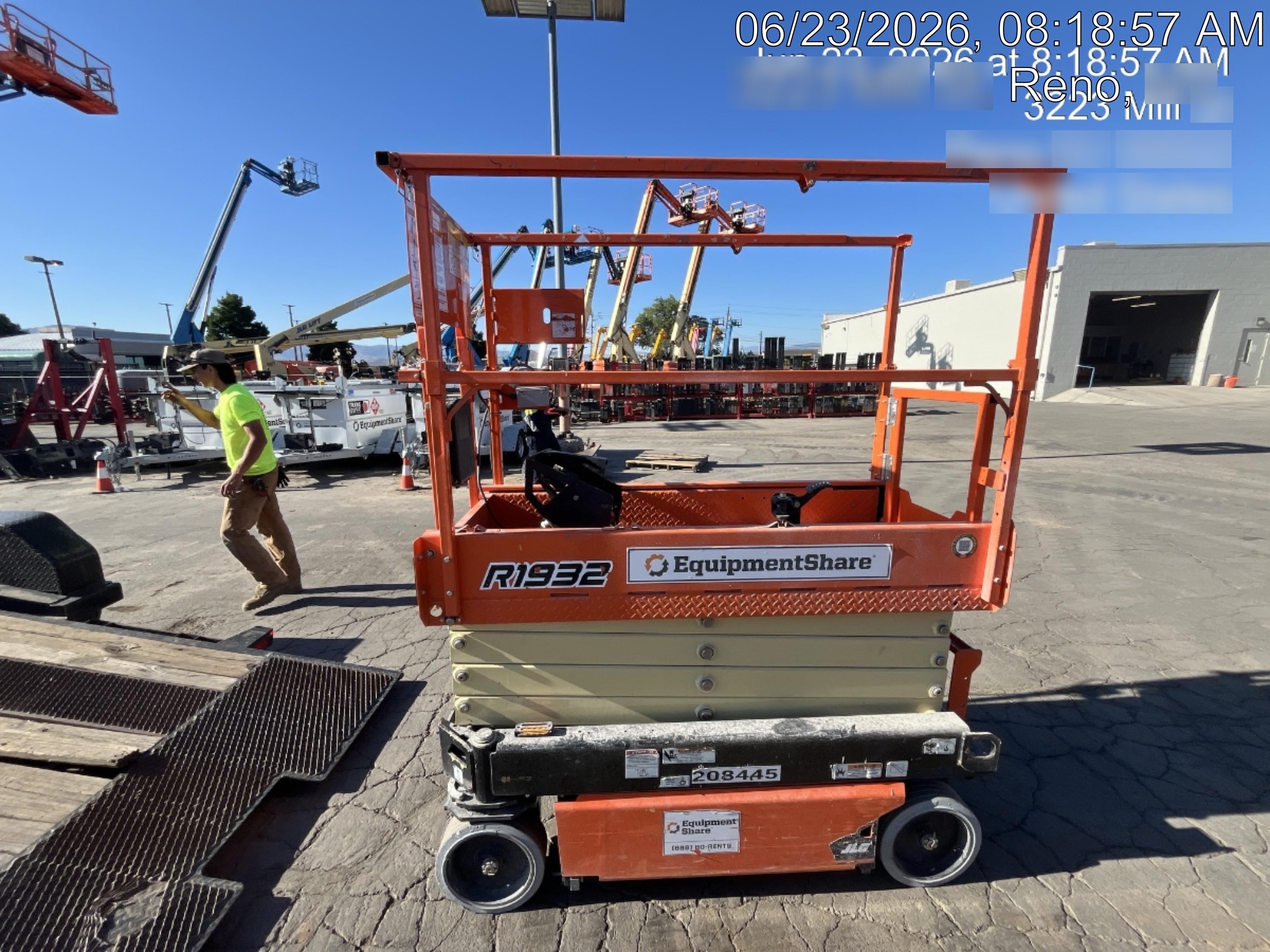 2022 JLG R1932