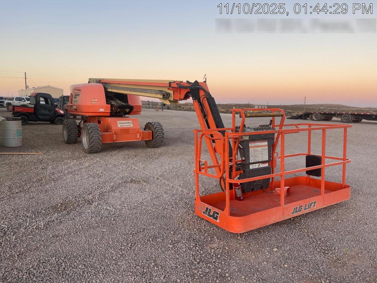 2019 JLG 660SJ