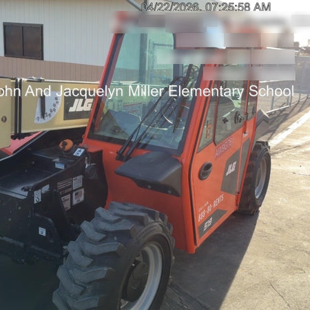 2025 JLG 519