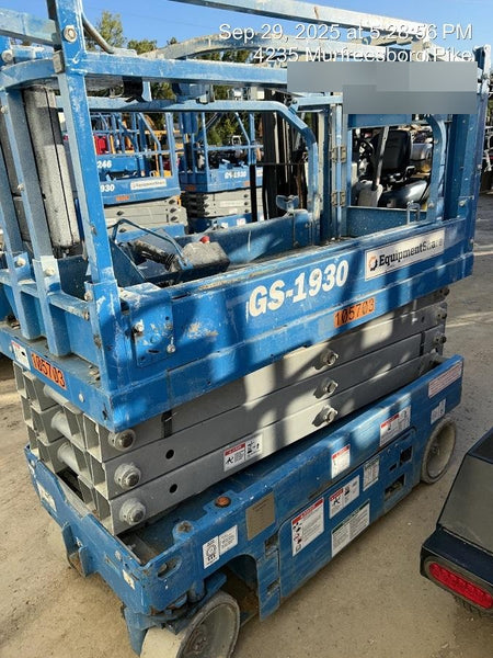 2020 Genie GS-1930 Solid Non Marking Tires, Beacon, Folding rails with half height swing gate