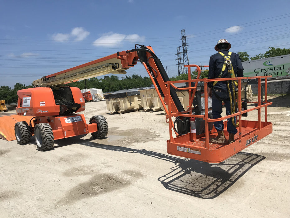2019 JLG 660SJ