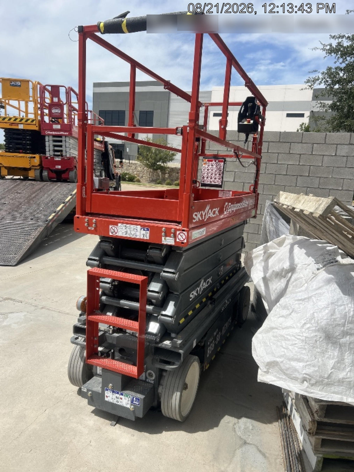 2026 SKYJACK SJ3232E