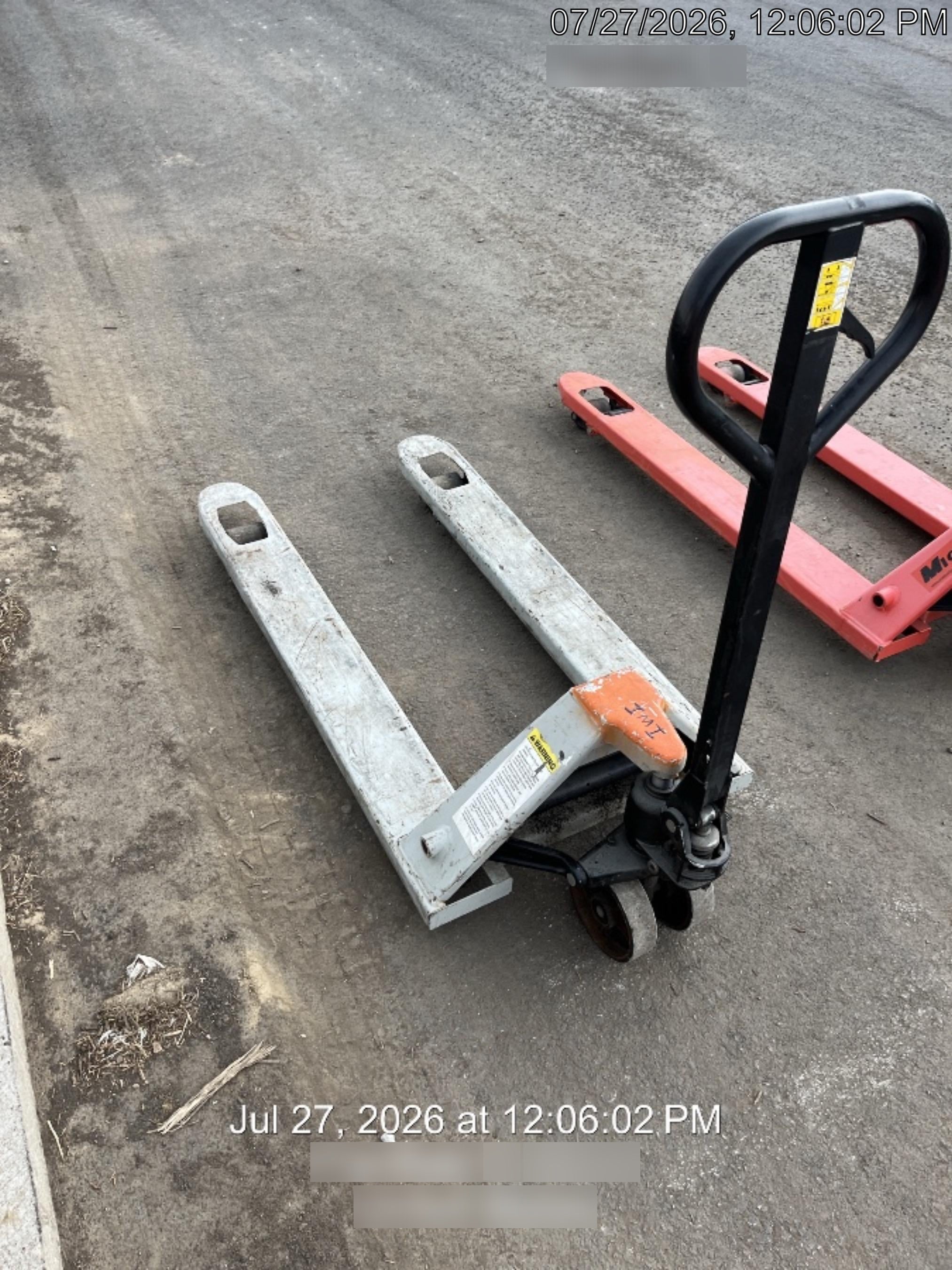 2023 STRONGWAY 4400 lb Pallet Jack
