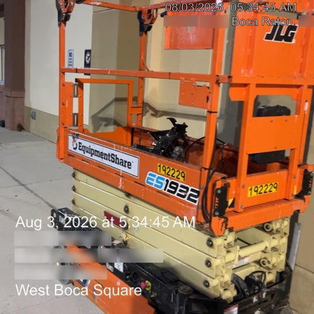 2021 JLG ES1932