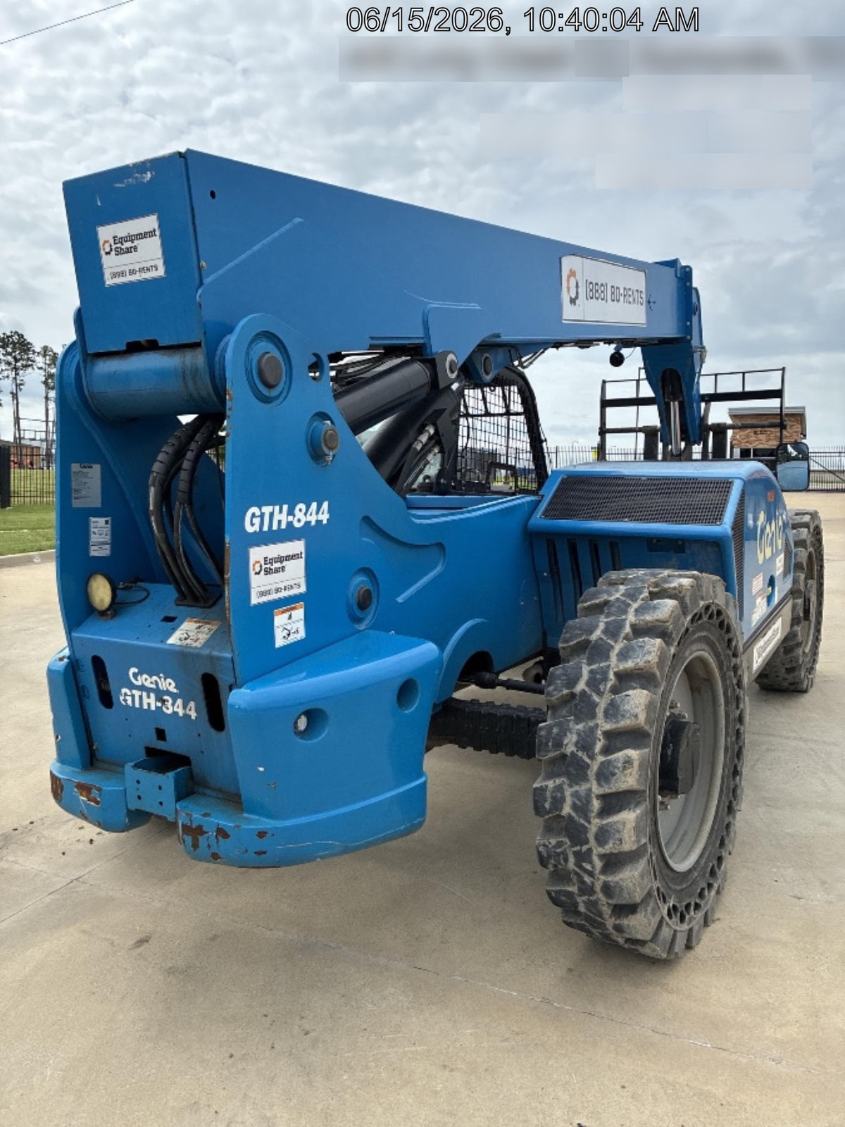 2022 GENIE GTH-844