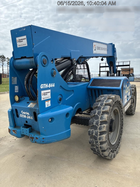 2022 GENIE GTH-844