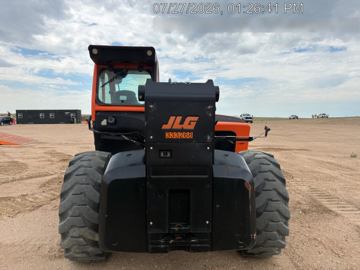 2023 JLG 1732