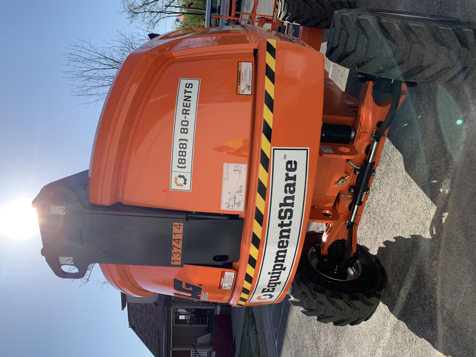 2021 JLG 400S
