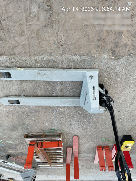 2022 STRONGWAY 4400 lb Pallet Jack