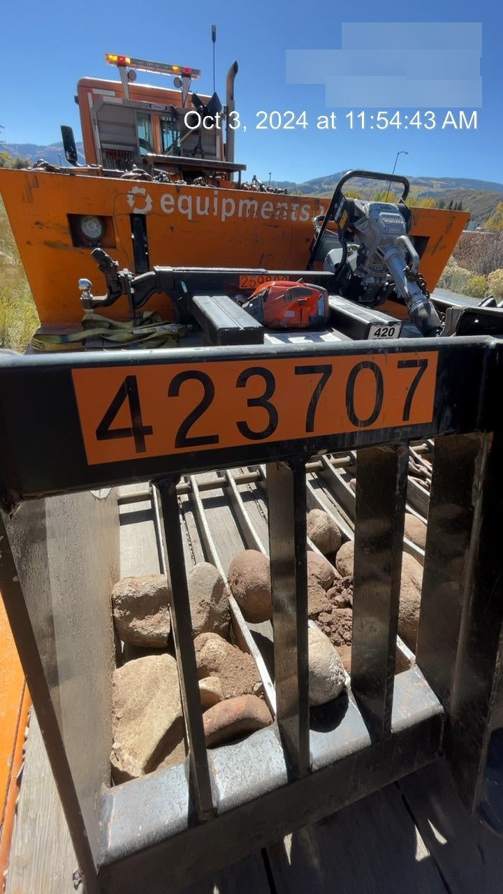 2024 LEGEND ATTACHMENTS 72" Rock Bucket - Legend Attachments