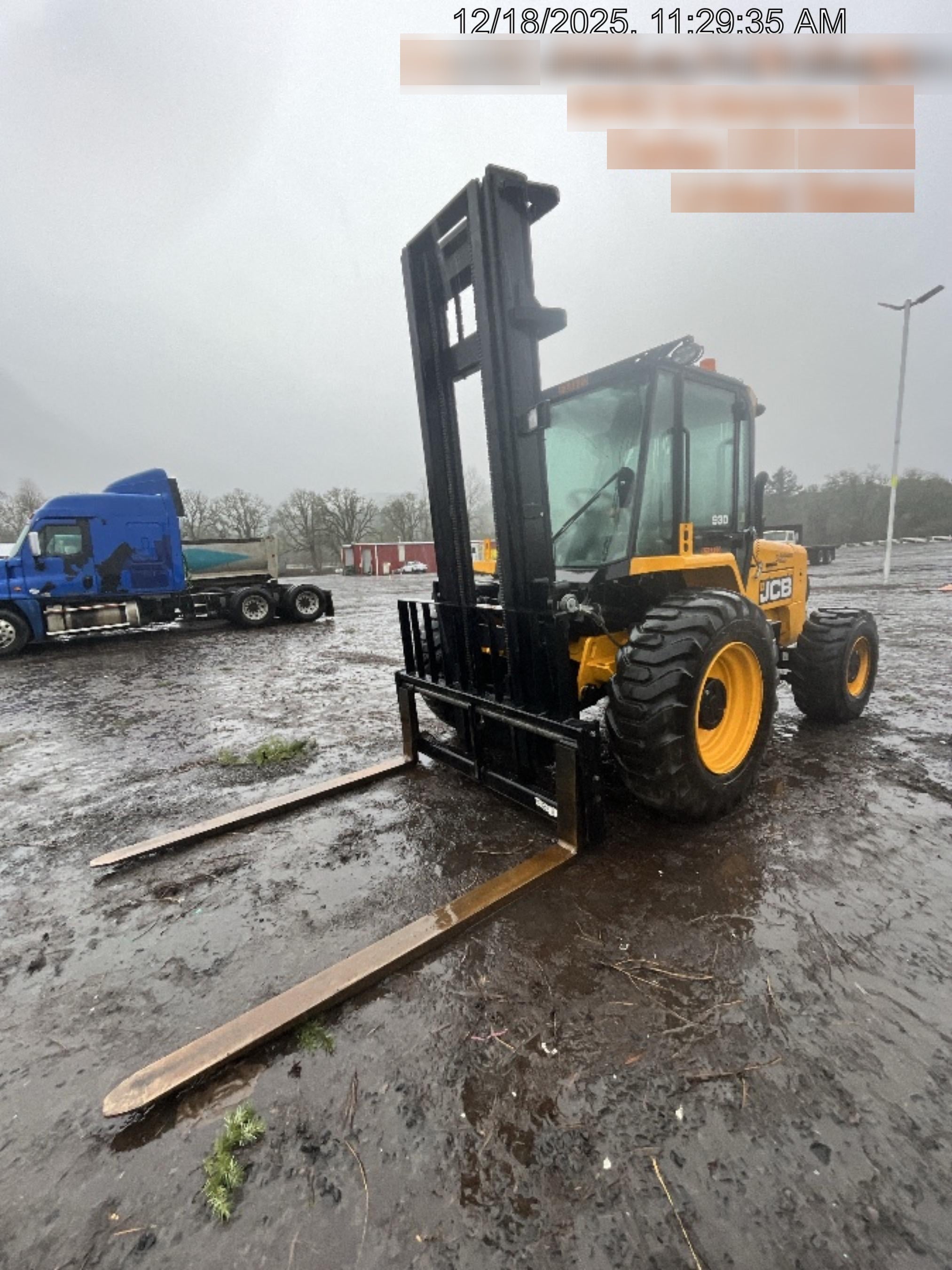 2025 JCB 930-4