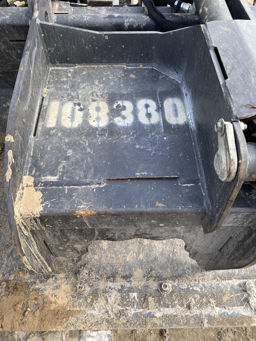 2020 PALADIN 76" Scrap Grapple Bucket - Paladin