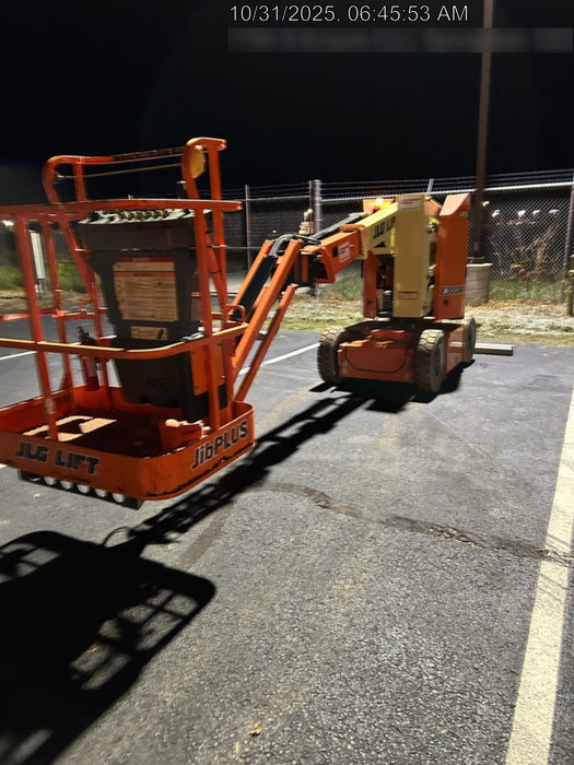 2019 JLG E300AJP