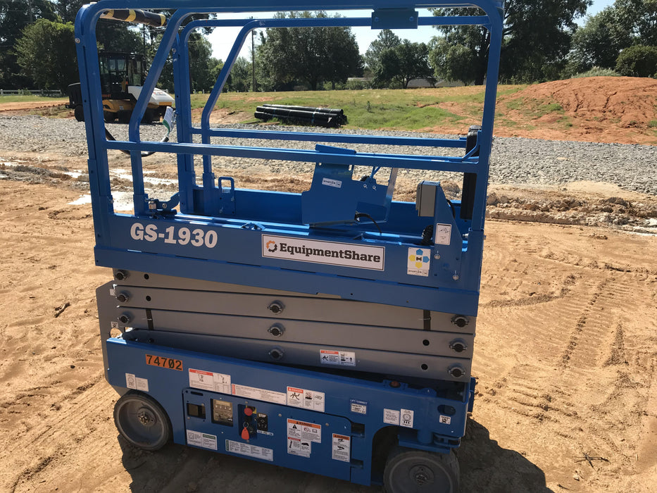 2020 Genie GS-1930 Fixed rails with chain entry gate - Pre A92.20