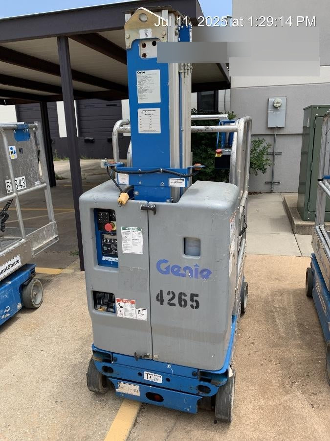 2017 GENIE GR-20