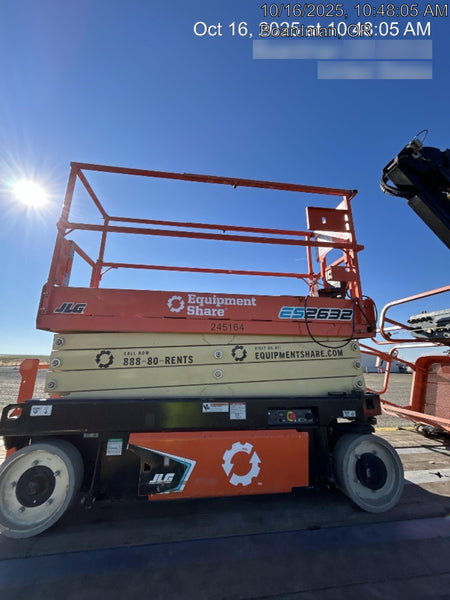 2022 JLG ES2632