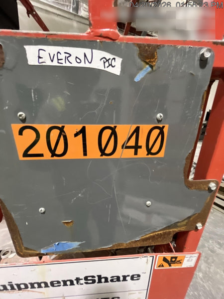 2022 JLG ES3246