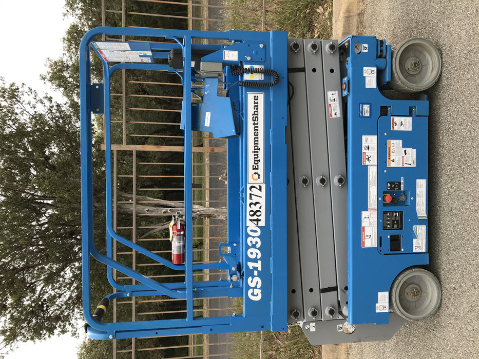 2019 Genie GS-1930 Fixed rails with chain Entry