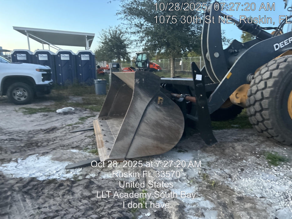 2025 PALADIN 72" Forks