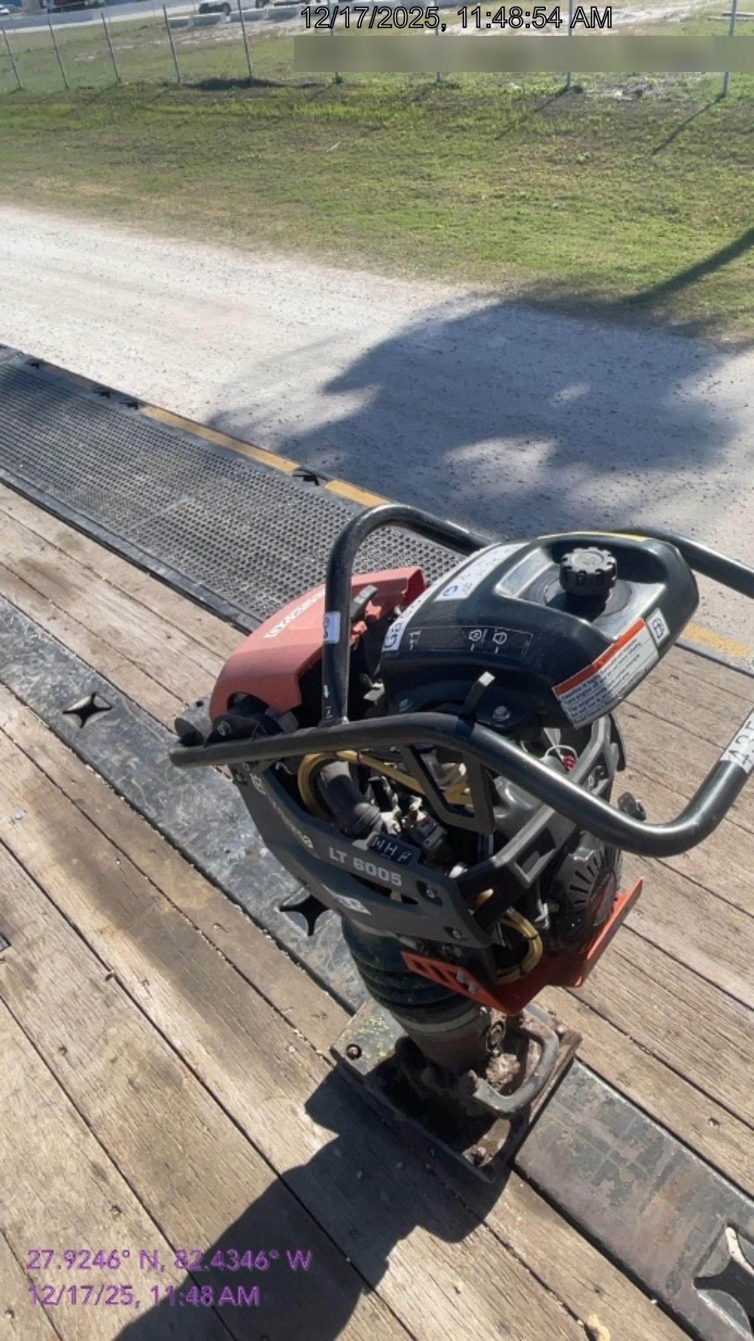 2024 HUSQVARNA LT6005